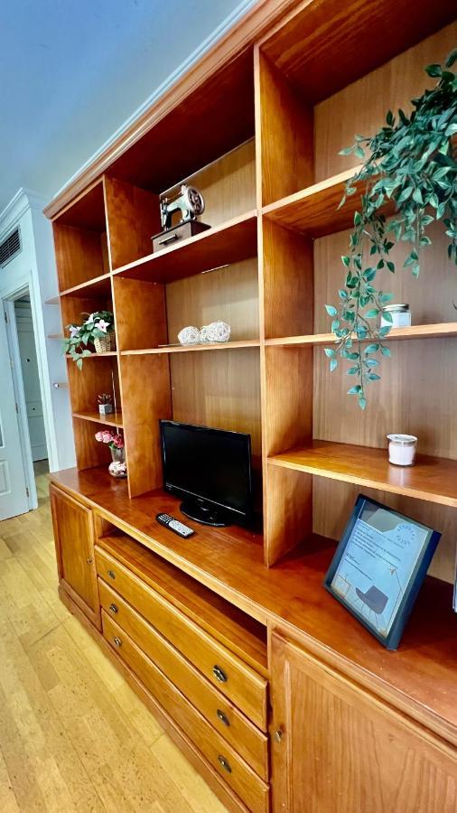 Deyanira Suite, Aeropuerto, Ifema Мадрид Екстериор снимка