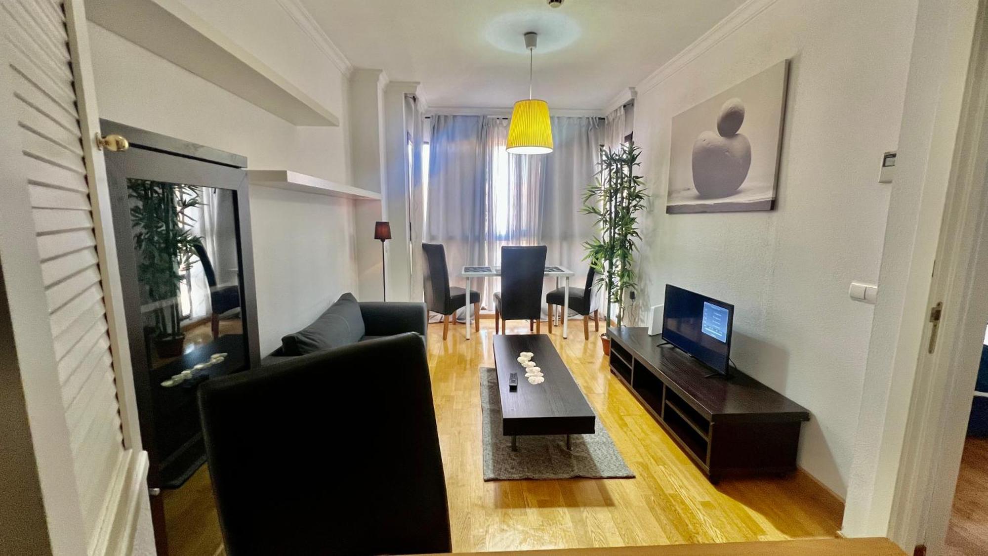Deyanira Suite, Aeropuerto, Ifema Мадрид Екстериор снимка
